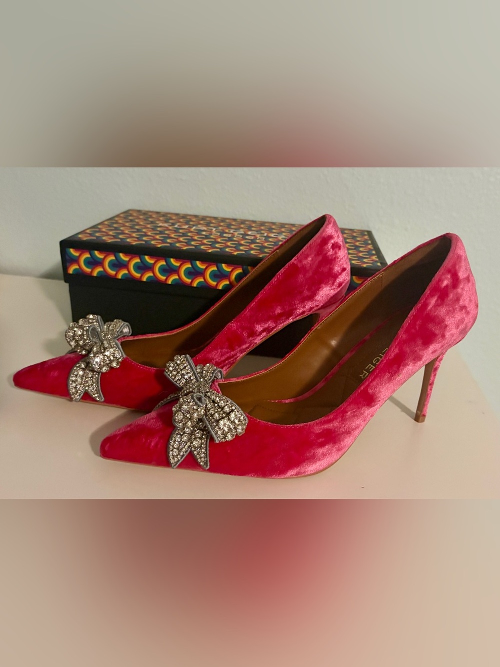 Kurt Geiger hot pink Belgravia Bow Heels